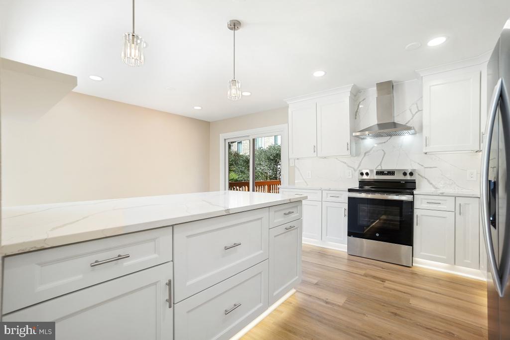 10 MELMARK COURT