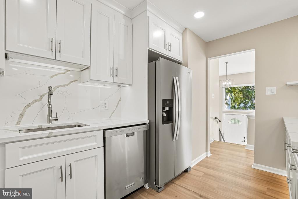 10 MELMARK COURT