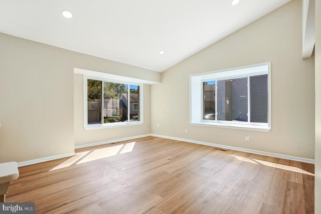 10 MELMARK COURT