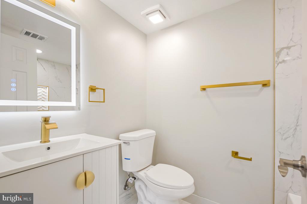 10 MELMARK COURT