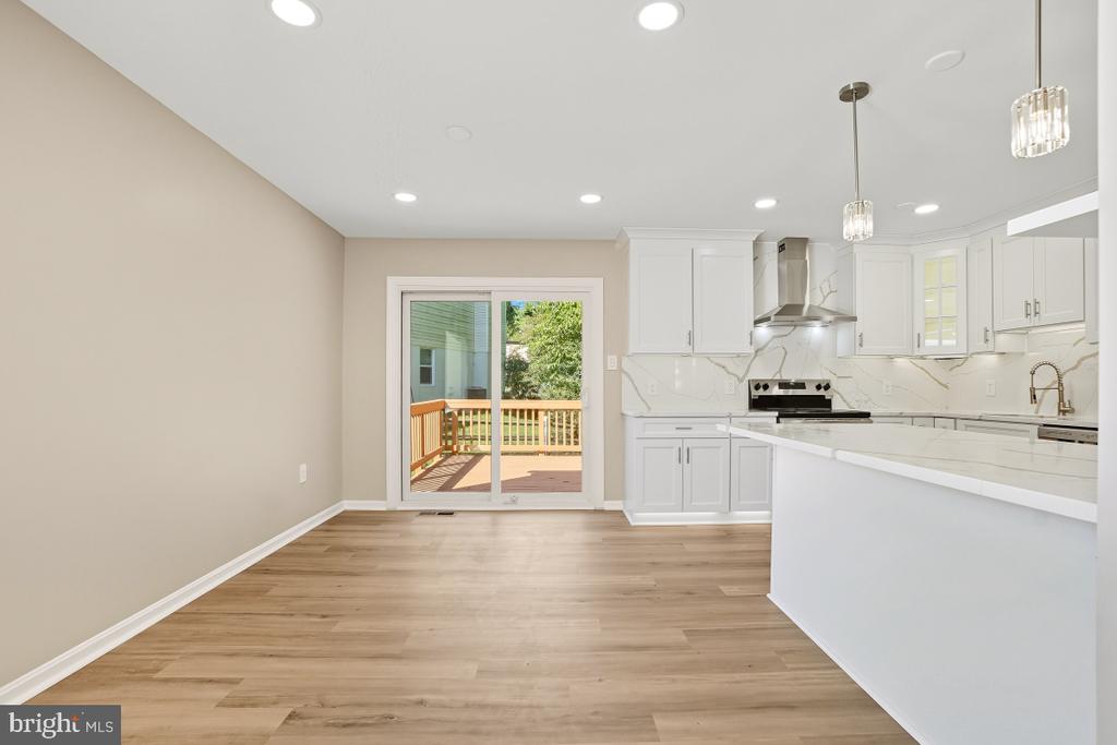 10 MELMARK COURT