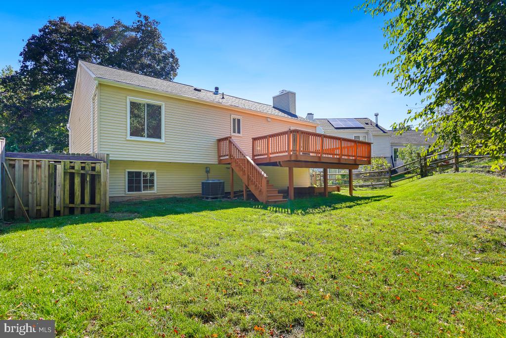 10 MELMARK COURT