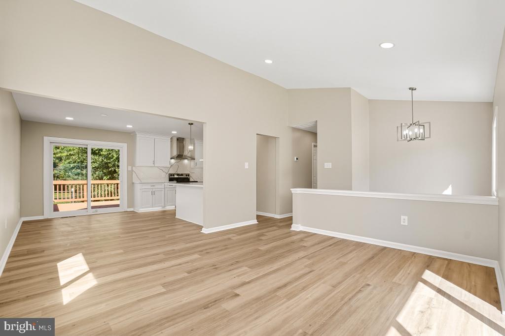 10 MELMARK COURT