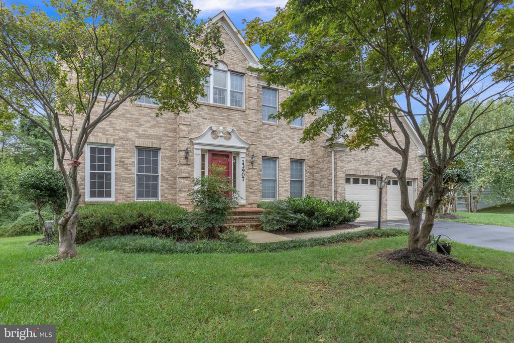 13907 WILLOW TREE DRIVE