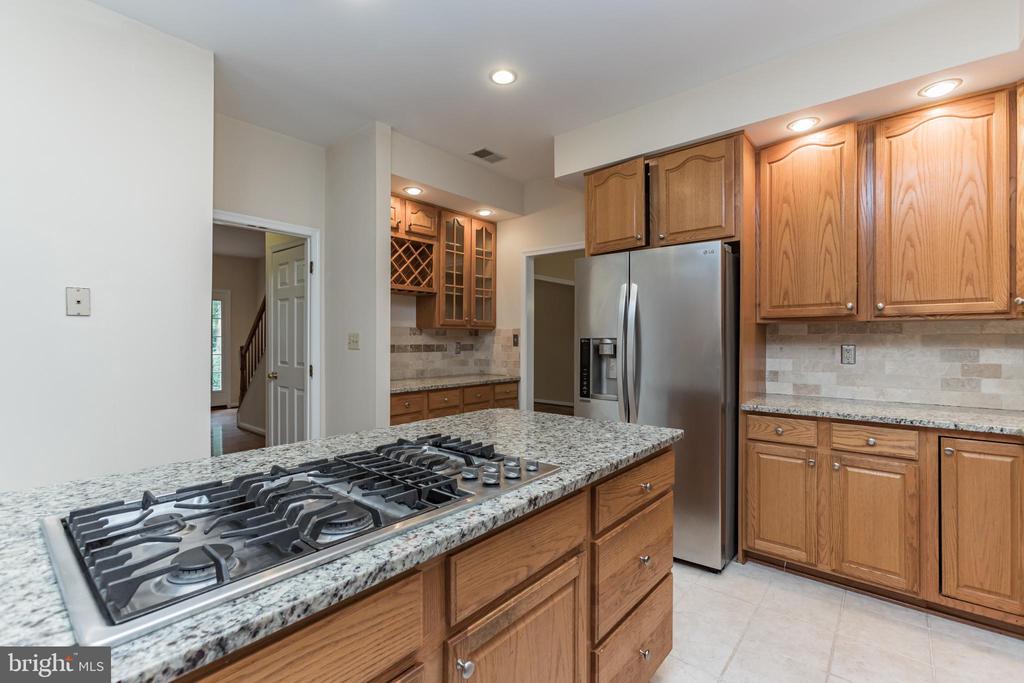 13907 WILLOW TREE DRIVE