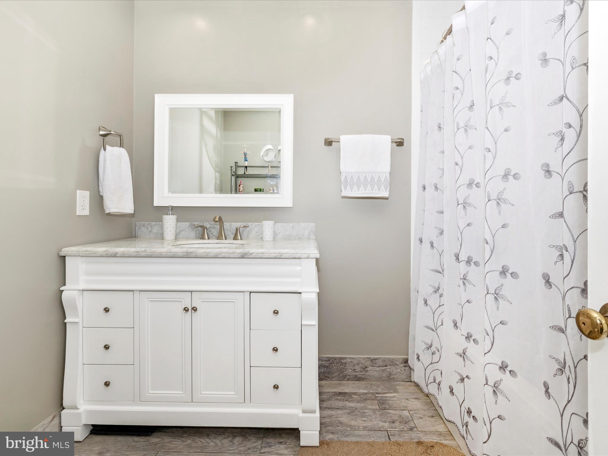 20105 WARINGWOOD WAY