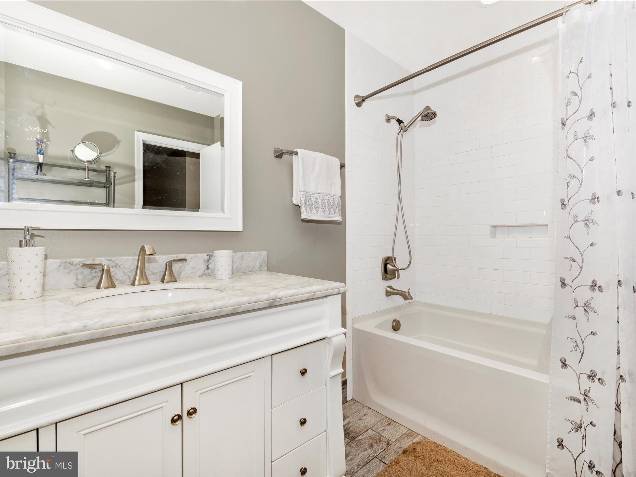 20105 WARINGWOOD WAY