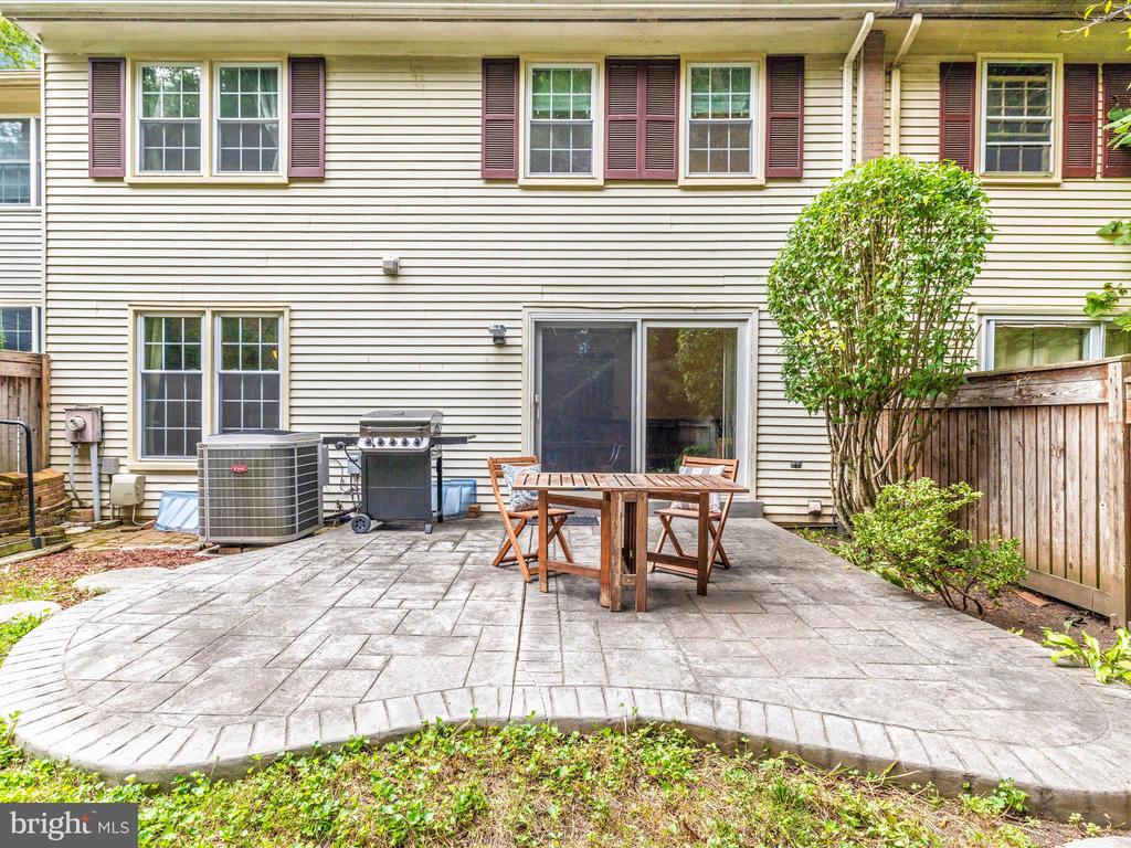 20105 WARINGWOOD WAY