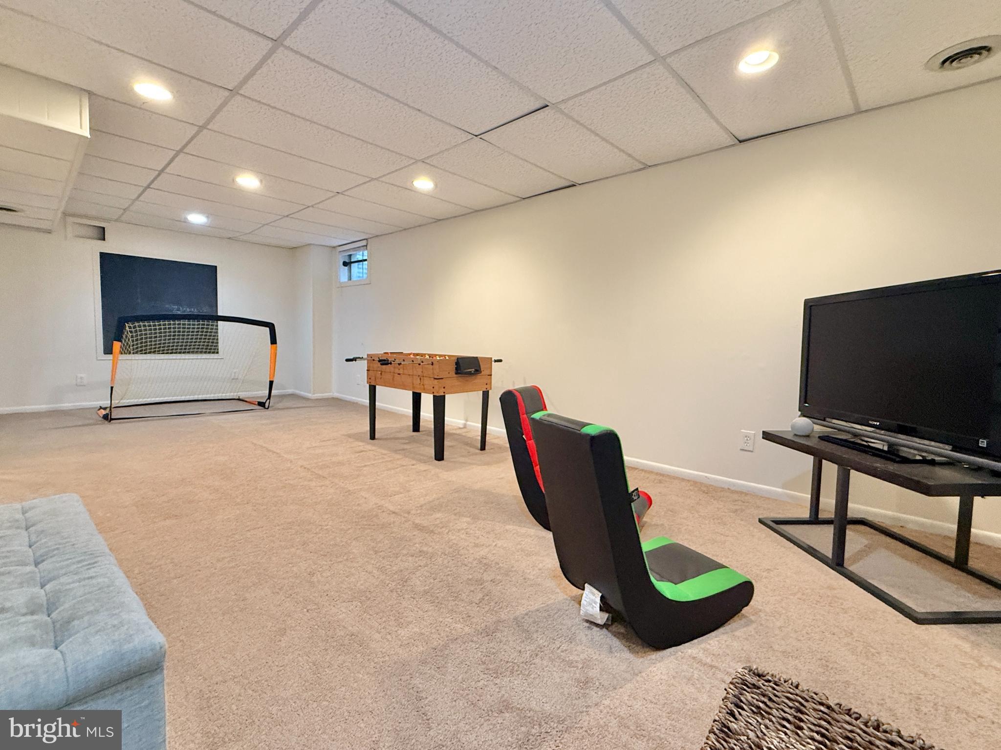 9509 ASPENWOOD COURT