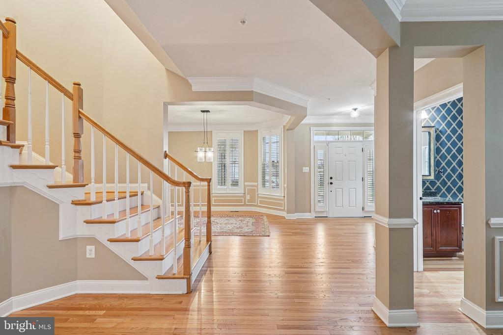 8242 CASTANEA LANE