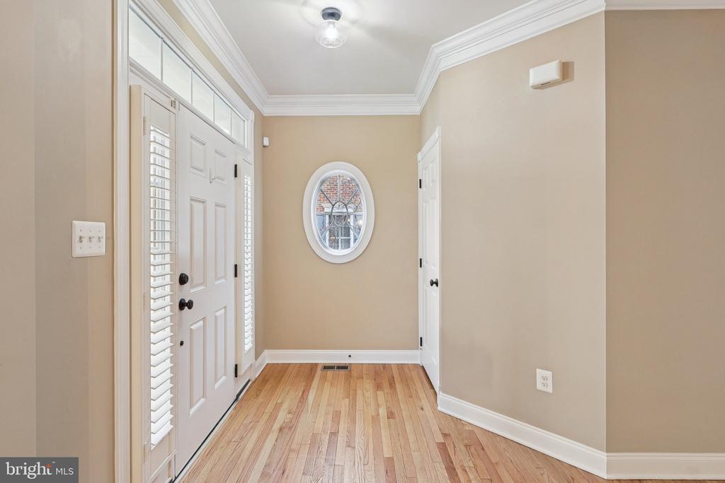 8242 CASTANEA LANE