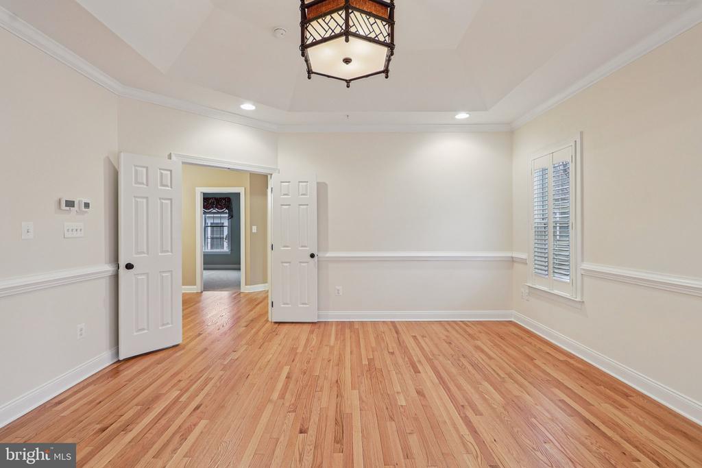 8242 CASTANEA LANE