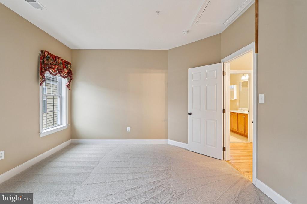 8242 CASTANEA LANE