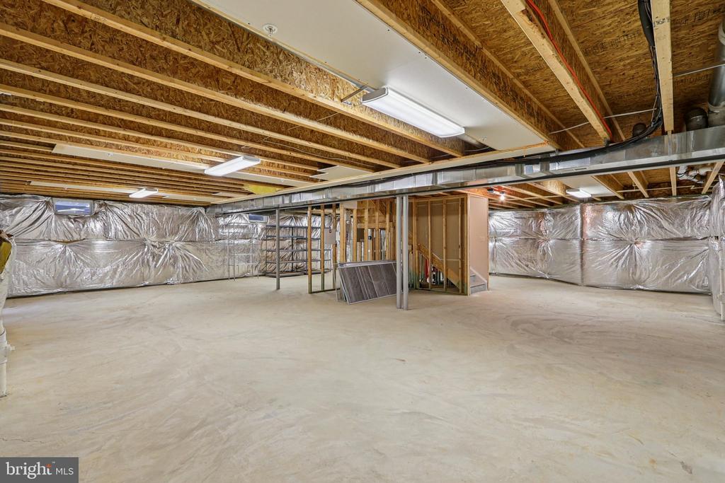 8242 CASTANEA LANE