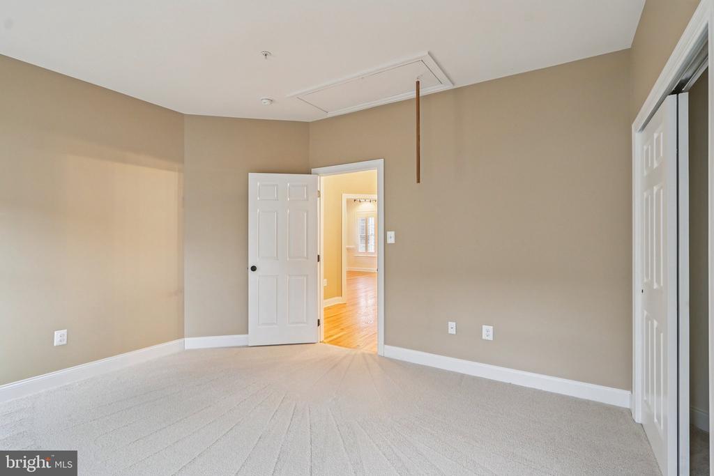 8242 CASTANEA LANE