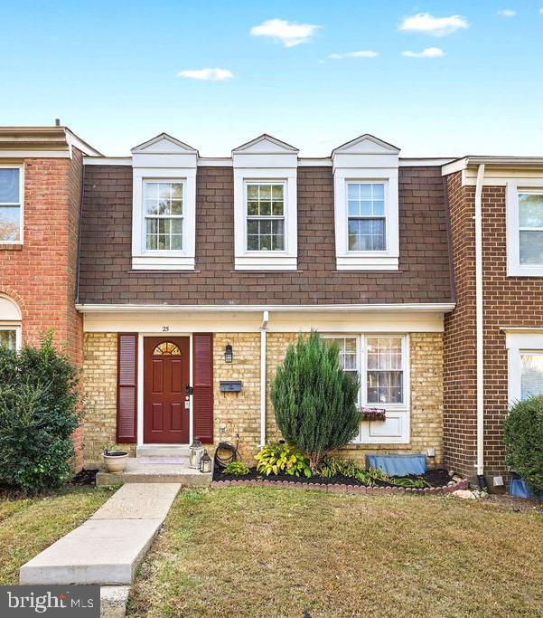 25 GOODPORT COURT