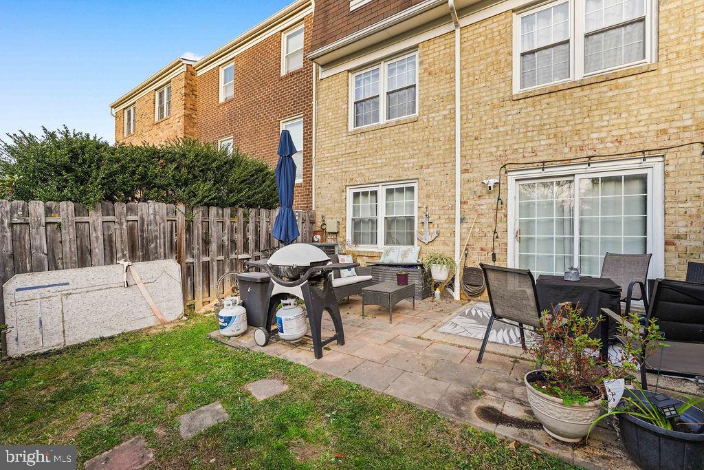 25 GOODPORT COURT
