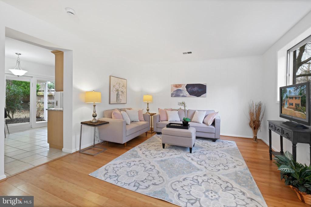 1618 MARTHA TERRACE