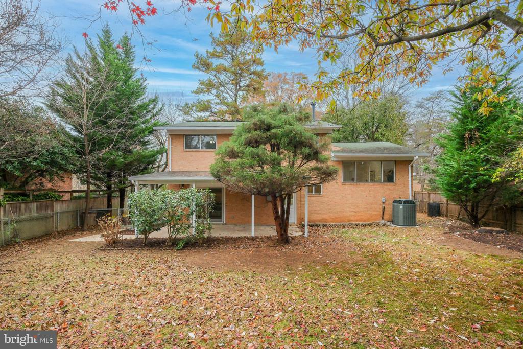 1618 MARTHA TERRACE