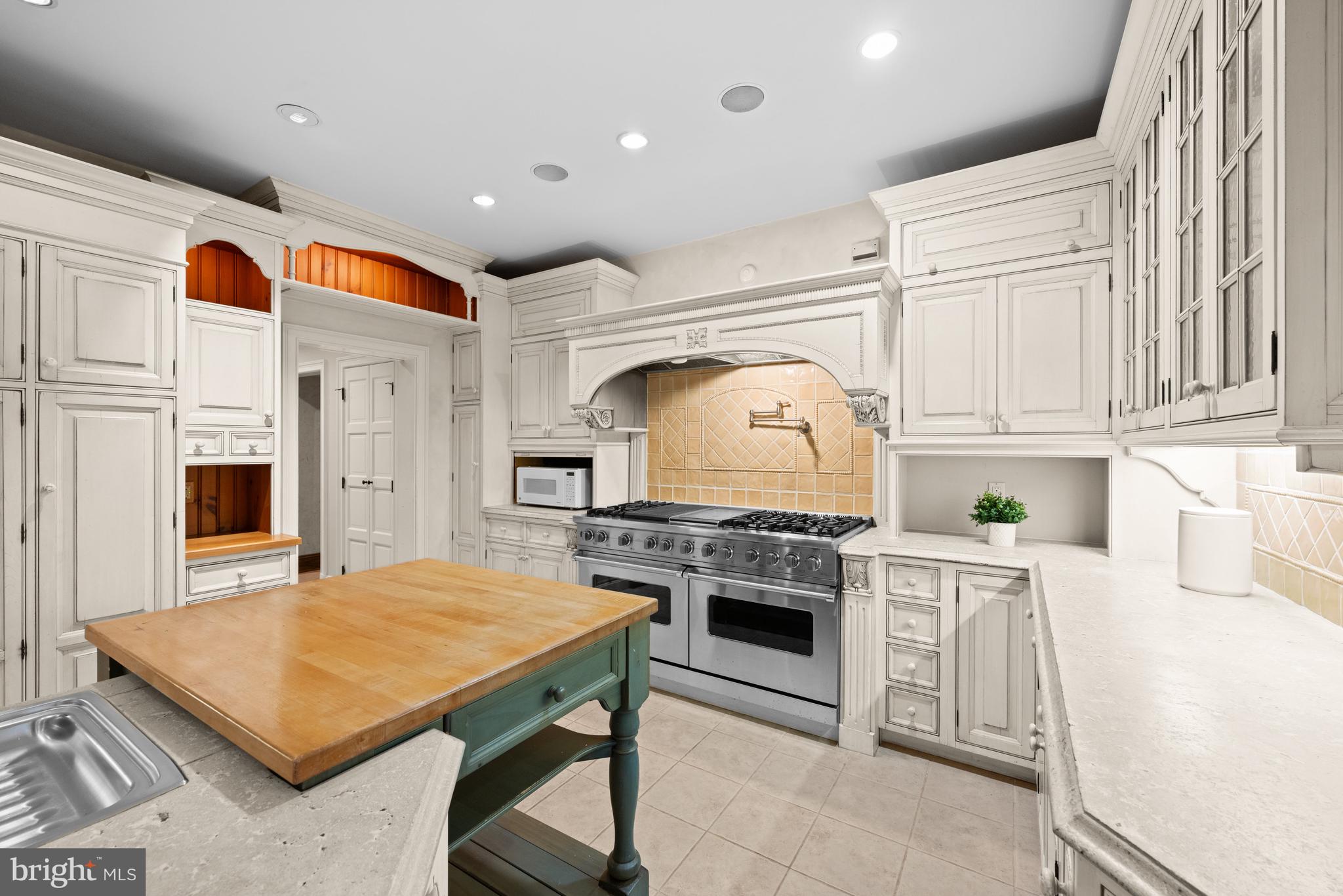 11552 SPRINGRIDGE ROAD