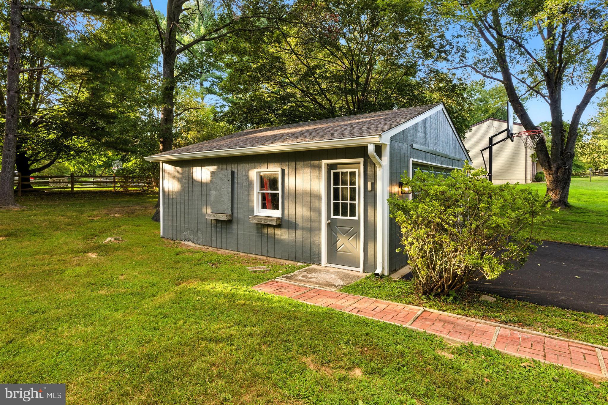 21804 GOSHEN SCHOOL ROAD