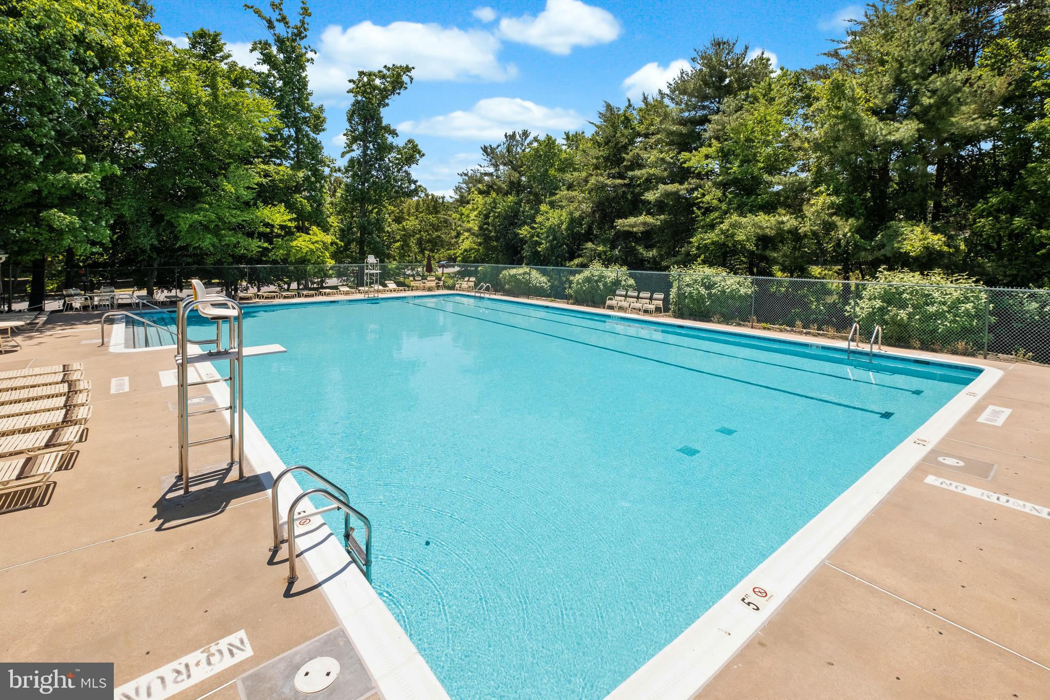 5704 BREWER HOUSE CIRCLE 101