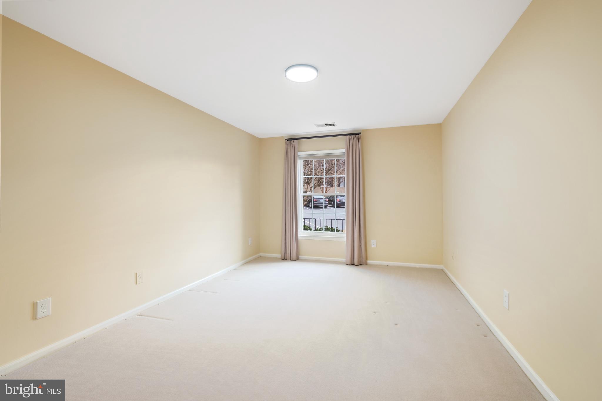 5704 BREWER HOUSE CIRCLE 101