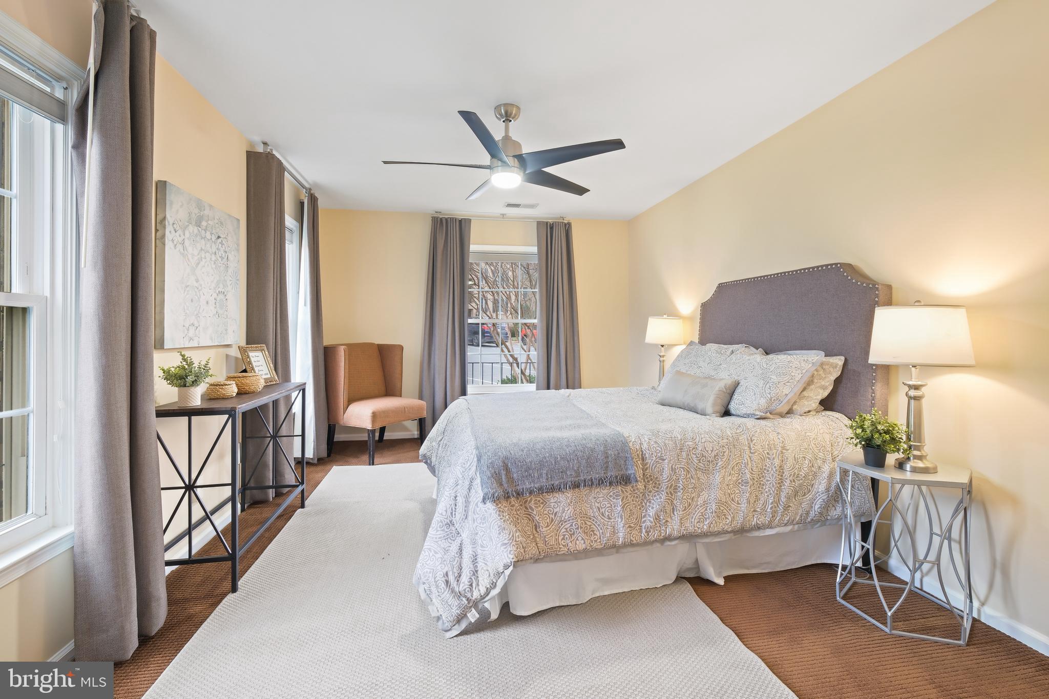 5704 BREWER HOUSE CIRCLE 101