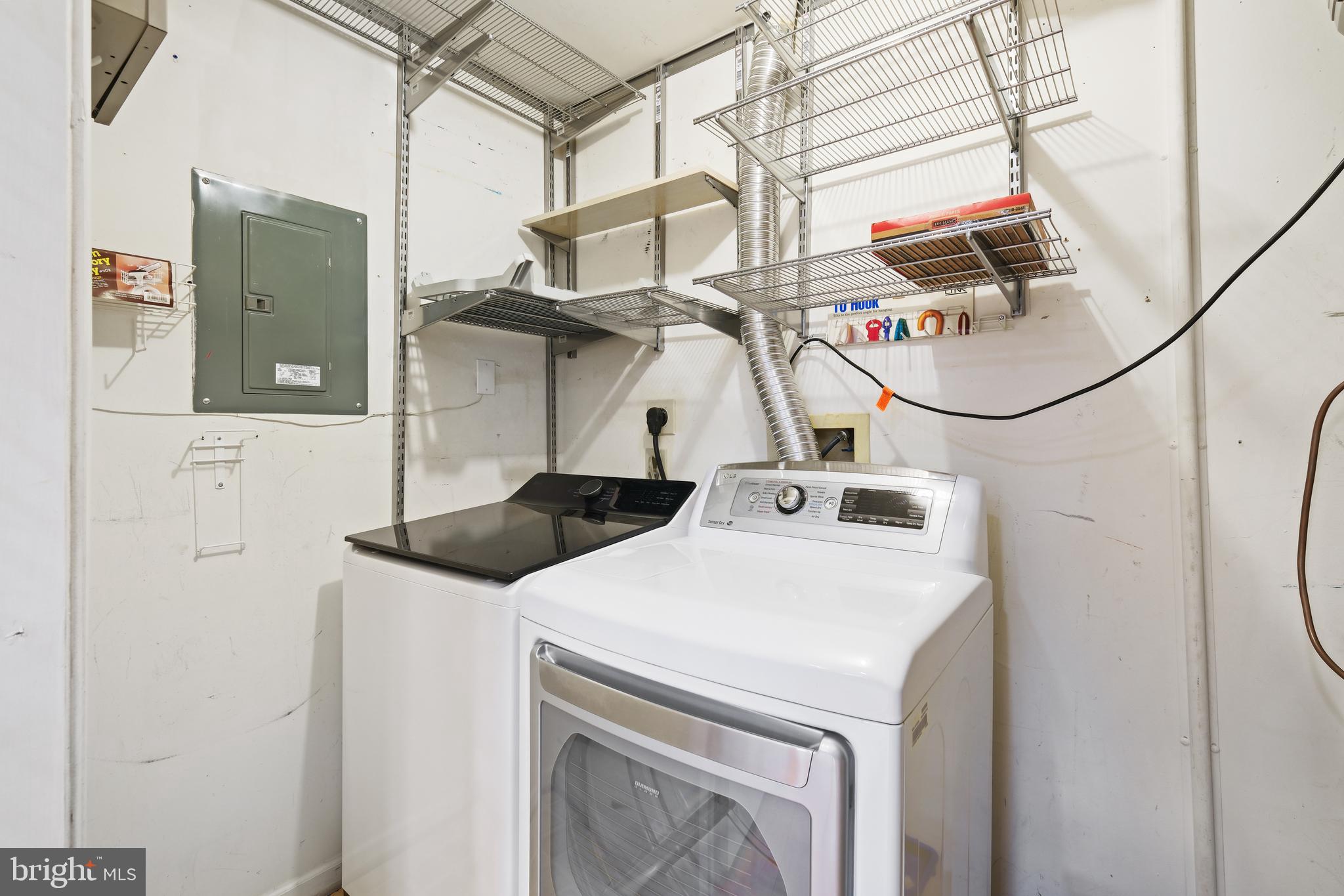 5704 BREWER HOUSE CIRCLE 101