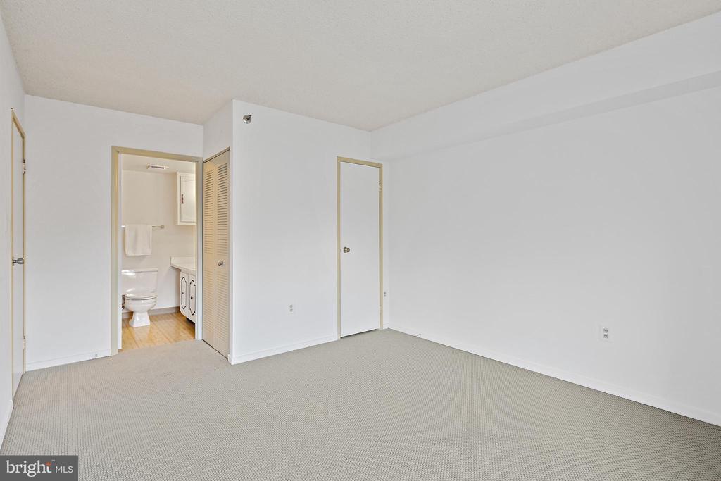 2921 N LEISURE WORLD BOULEVARD 1-316