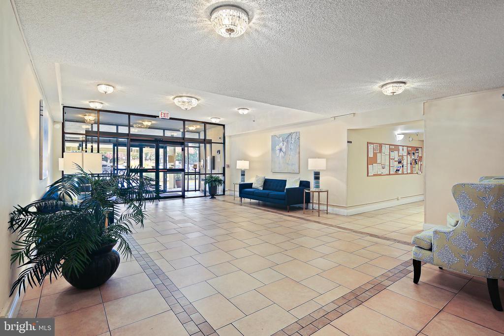2921 N LEISURE WORLD BOULEVARD 1-316