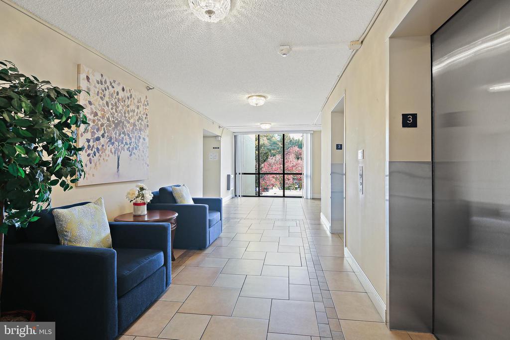 2921 N LEISURE WORLD BOULEVARD 1-316