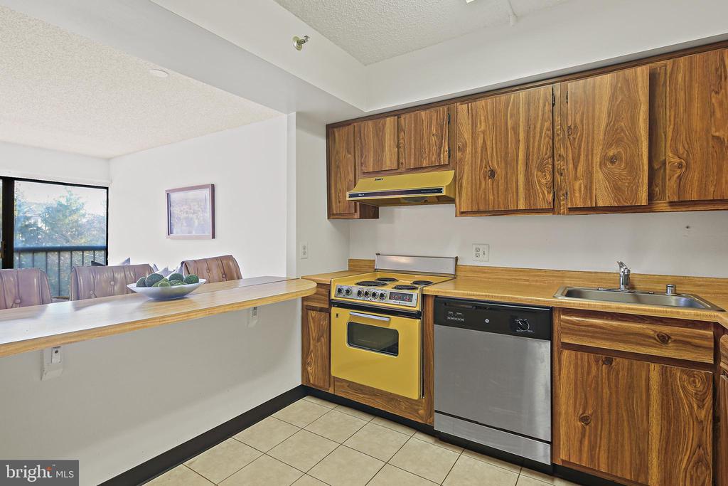 2921 N LEISURE WORLD BOULEVARD 1-316