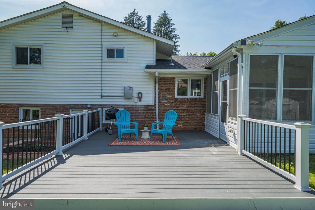 1704 LORRE DRIVE