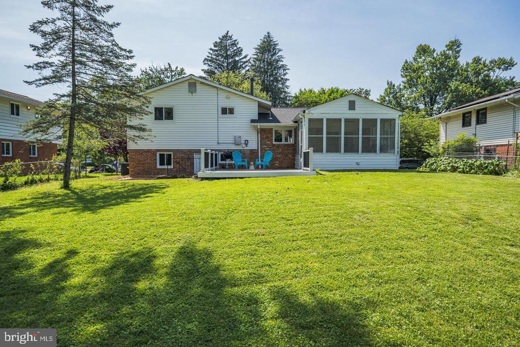 1704 LORRE DRIVE