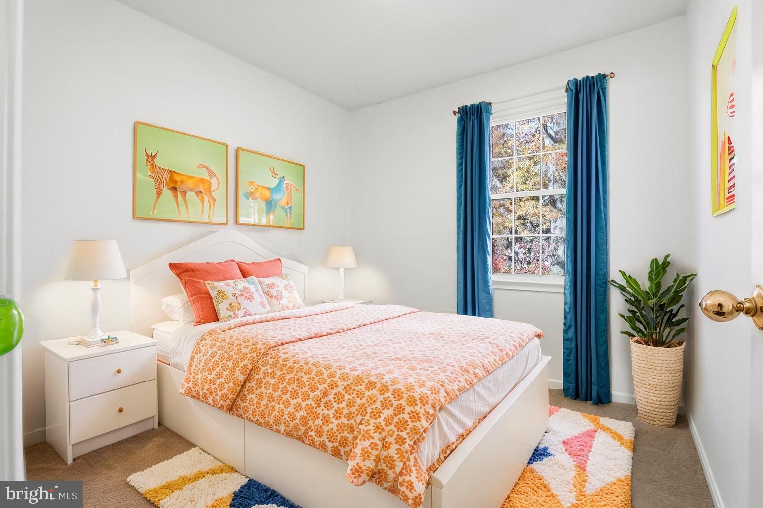 5 HYACINTH COURT 7-3