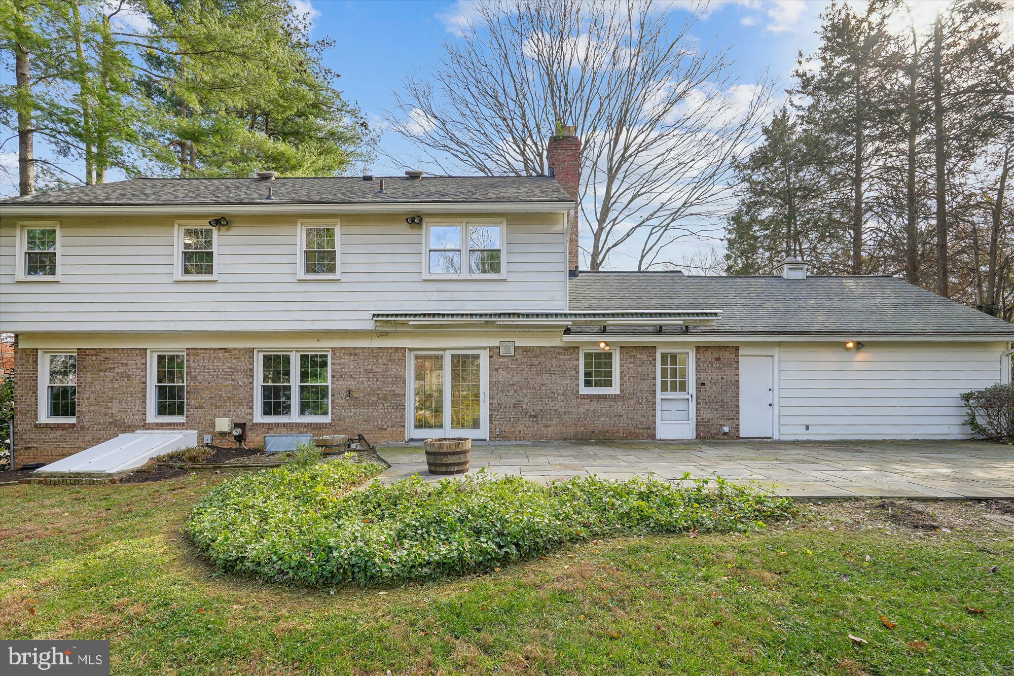 4605 SUNFLOWER DRIVE