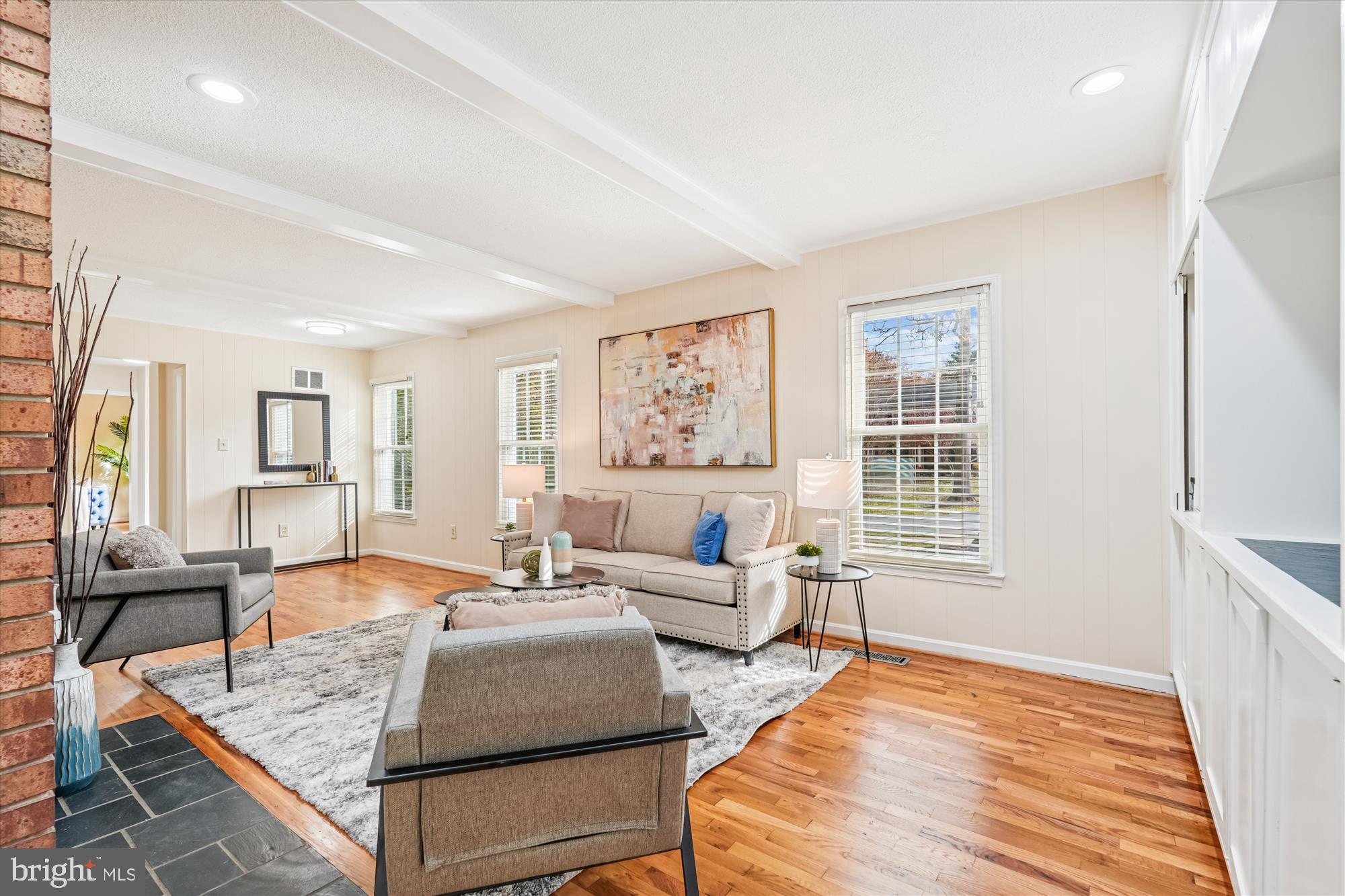 4605 SUNFLOWER DRIVE