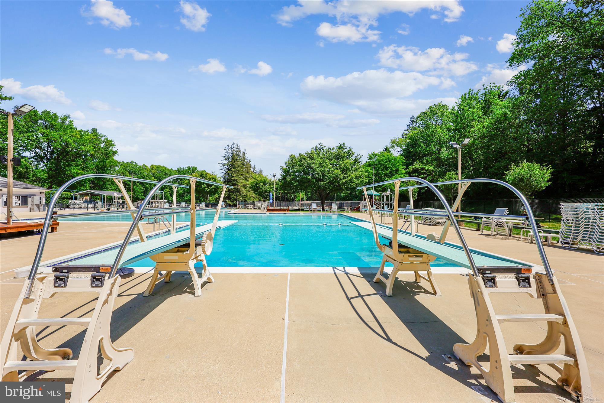 4605 SUNFLOWER DRIVE