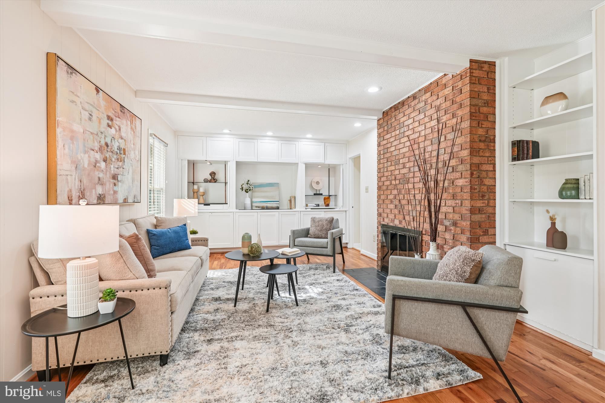 4605 SUNFLOWER DRIVE