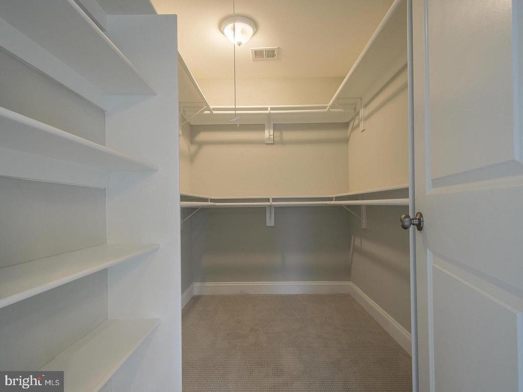 9919 MAYFIELD DRIVE