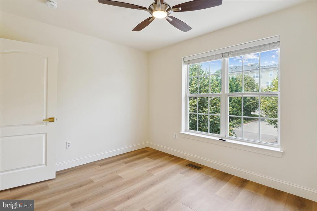 604 HIGHLAND RIDGE AVENUE 100