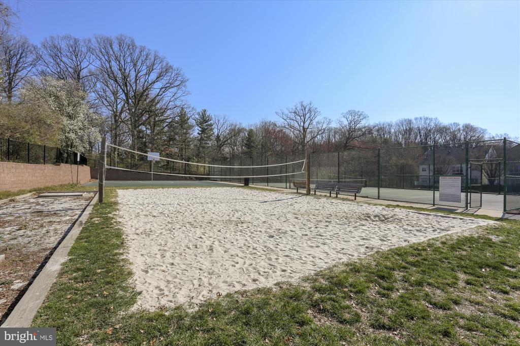 604 HIGHLAND RIDGE AVENUE 100