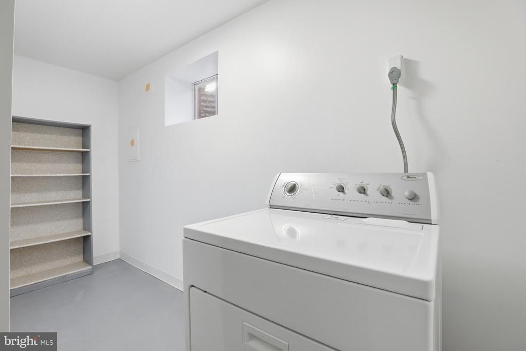 5 HYACINTH COURT 7-3