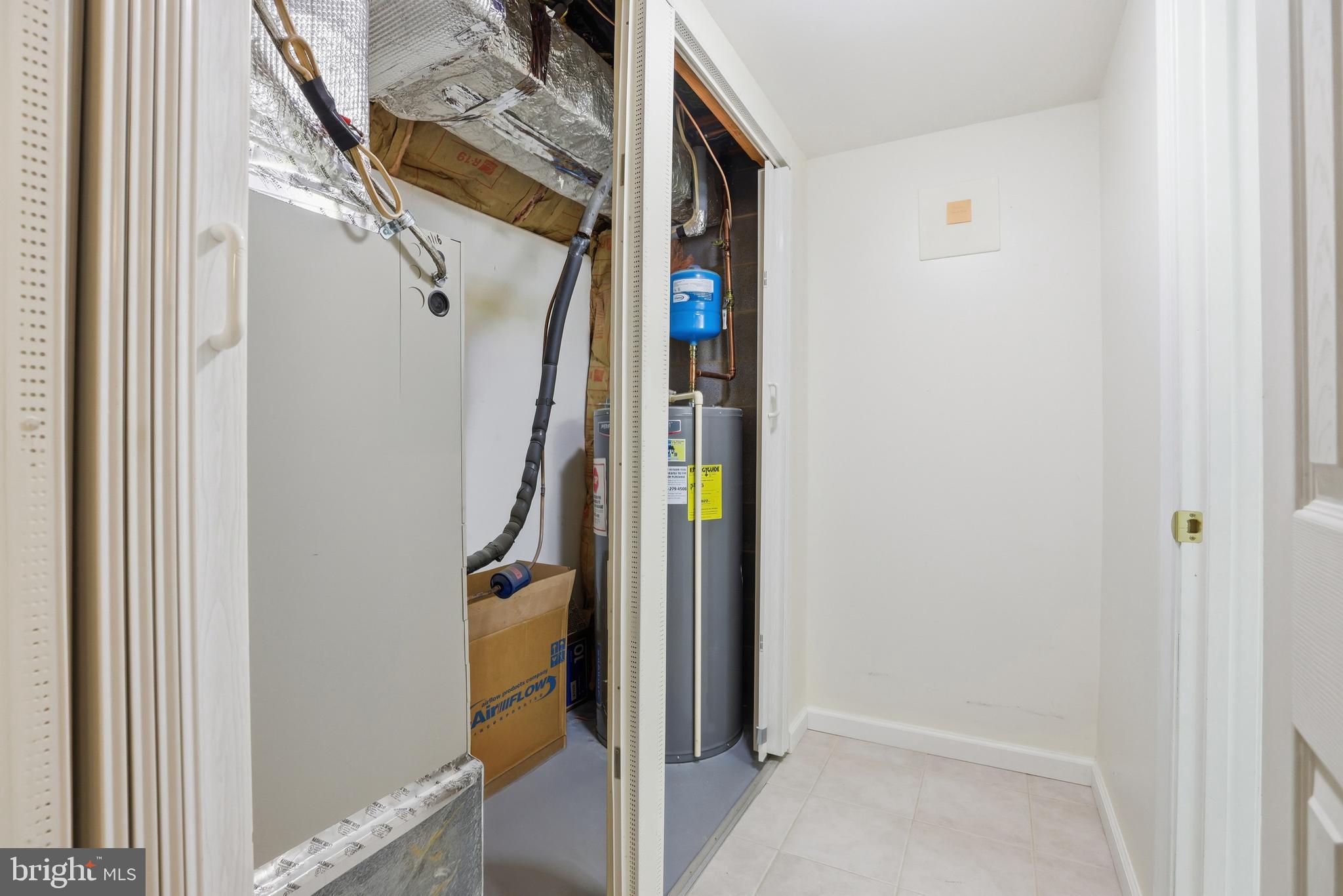 5 HYACINTH COURT 7-3