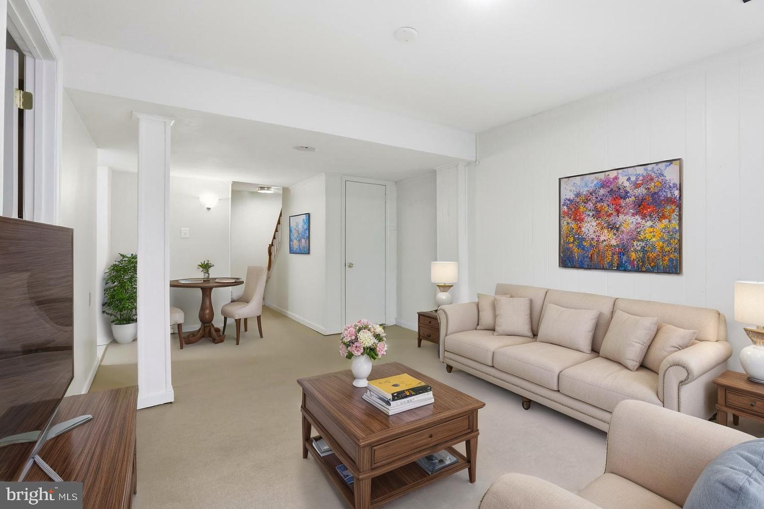 5 HYACINTH COURT 7-3