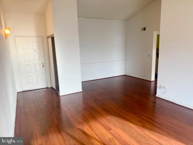 15211 ELKRIDGE WAY 94-3C