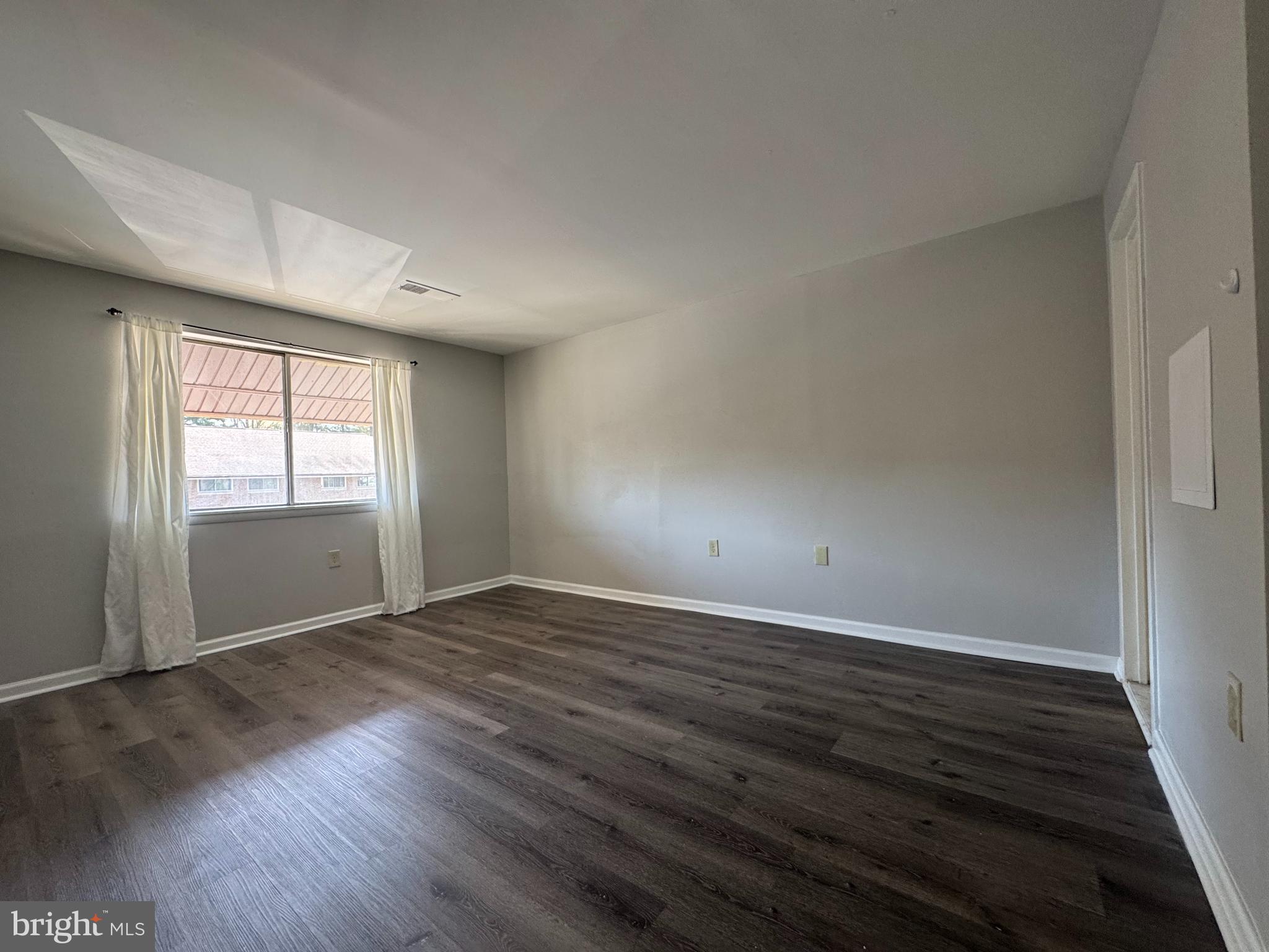 18616 WALKERS CHOICE ROAD 18616