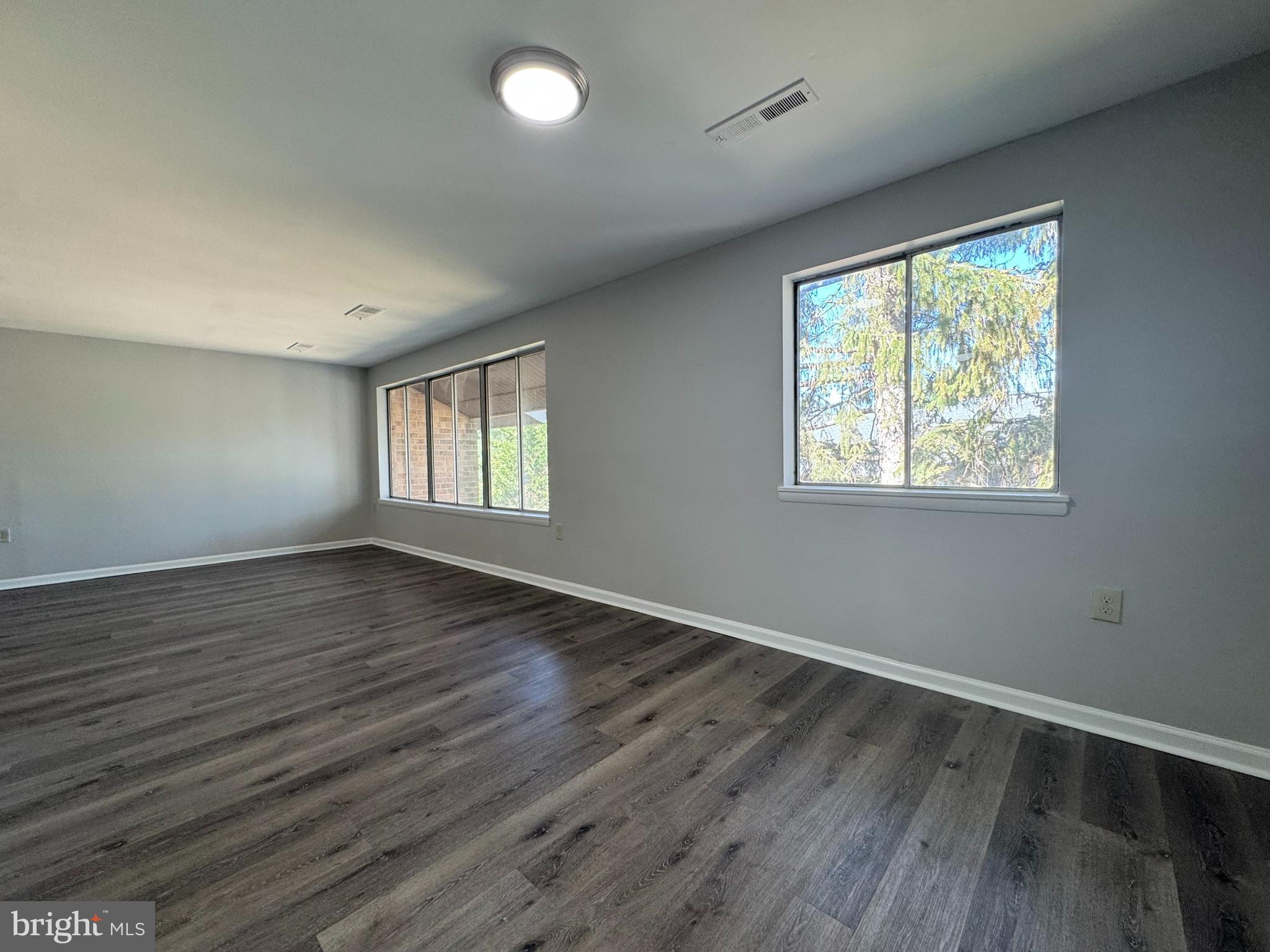 18616 WALKERS CHOICE ROAD 18616
