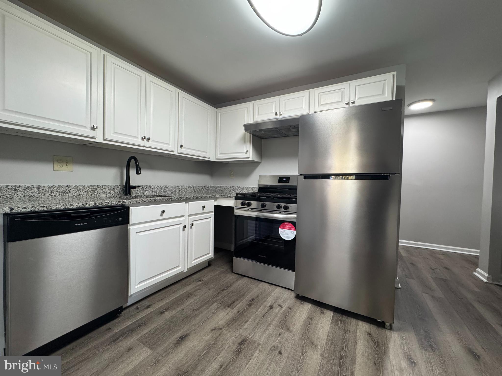18616 WALKERS CHOICE ROAD 18616